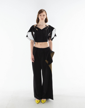 Load image into Gallery viewer, Ribbon cut out crop top