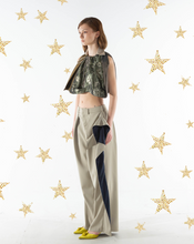 Load image into Gallery viewer, Cropped Flare Top