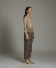 Load image into Gallery viewer, Multi-color embroidered fitted top