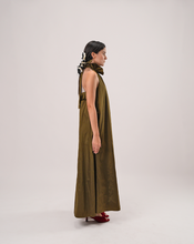 Load image into Gallery viewer, Flare Pleats Maxi Dress