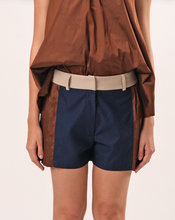 Load image into Gallery viewer, Three Colorway Pleats Short
