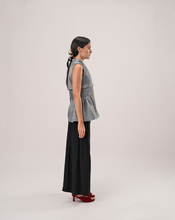Load image into Gallery viewer, Peplum Yoke Top