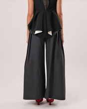 Load image into Gallery viewer, Half-Pleat Wide-Leg Pants