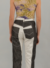 Load image into Gallery viewer, Prune Jeans