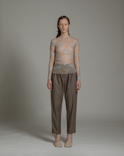 Load image into Gallery viewer, Multi-color embroidered fitted top