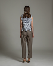 Load image into Gallery viewer, Abstract ruched top