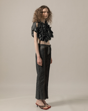 Load image into Gallery viewer, Statement Cut Out Ruched Crop Top