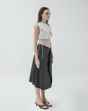 Load image into Gallery viewer, Cropped White Embroidered Top