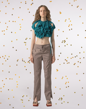Load image into Gallery viewer, Cut Out Ruched Crop Top