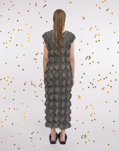 Load image into Gallery viewer, Bubble Maxi Dress