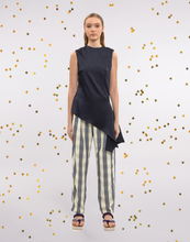 Load image into Gallery viewer, Cut-out Draped Top