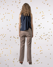 Load image into Gallery viewer, Ruched Top