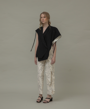 Load image into Gallery viewer, Rouska Vest