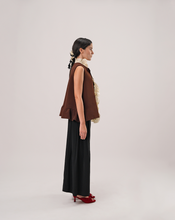 Load image into Gallery viewer, Contrast Sculpted Ruffle Top
