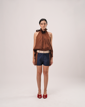 Load image into Gallery viewer, Three Colorway Pleats Short
