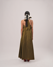 Load image into Gallery viewer, Flare Pleats Maxi Dress
