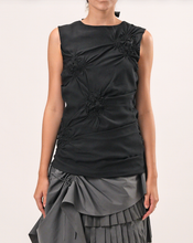 Load image into Gallery viewer, Quatrefoil Draped Tank
