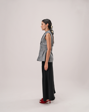 Load image into Gallery viewer, Peplum Yoke Top
