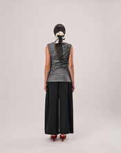 Load image into Gallery viewer, Quatrefoil Draped Tank
