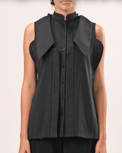 Load image into Gallery viewer, Deconstructed Placket Shirt
