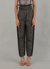 Load image into Gallery viewer, Katder Trouser
